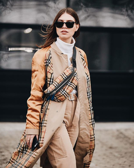 Trench coat Burberry.